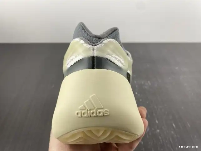 V3 700 ID1674 Salt Adidas Fade Yeezy 0630